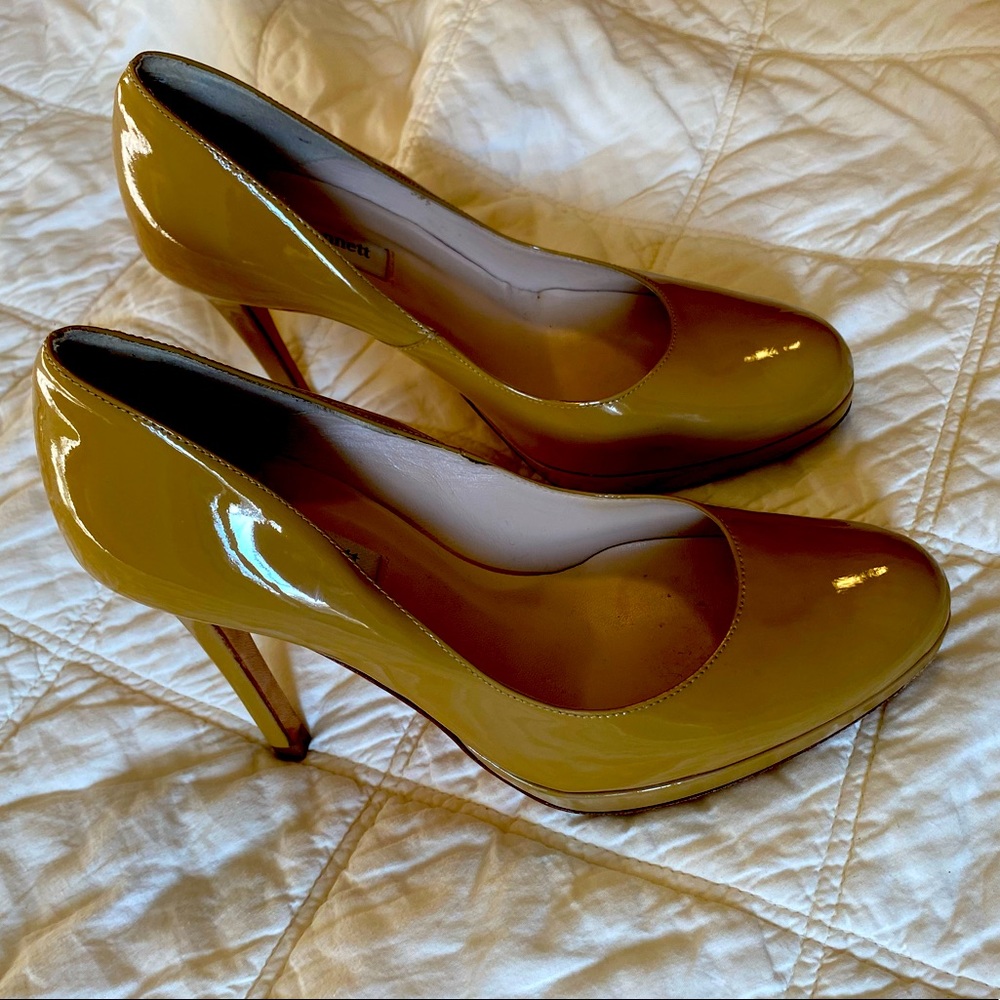 LK Bennet London Classic Nude Heel